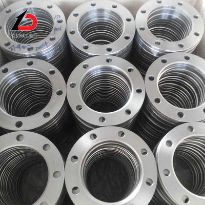 การจัดส่งอย่างรวดเร็ว ความละเอียดสูง Custom Made Ss201 Ss303 SS304 SS316 Q235 CNC Machining Neck Welding / Blind / Slip On / Thread Flange