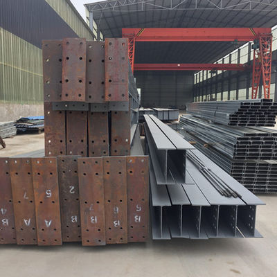 โครงสร้างกรอบเหล็ก Prefab สินค้าที่กําหนดเอง โกดัง Prefabricated