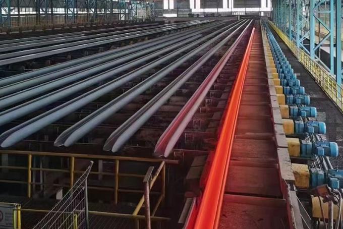 โลหะคาร์บอน U Channel โครงสร้าง U Channel ด้วย galvanized En S235jr 2